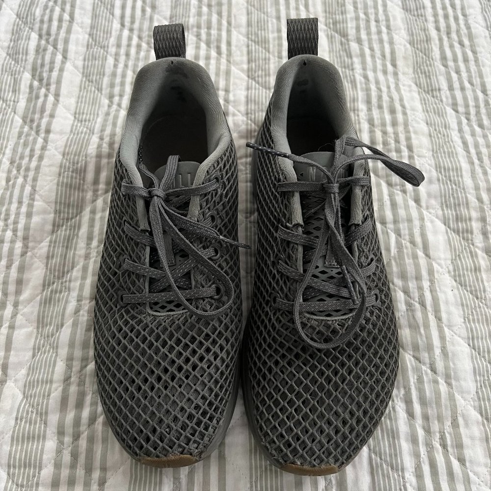 NOBULL Womens Mesh Runner - Size 8
